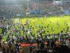 इंडोनेशिया के स्टेडियम में फुटबॉल मैच के दौरान भड़की हिंसा, 127 लोगों की मौत
